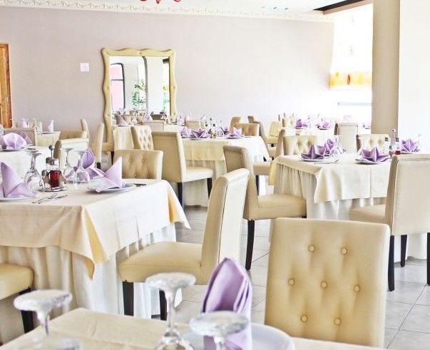 Hotel Aurelis Bërxull