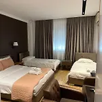 Aurelis Hotel