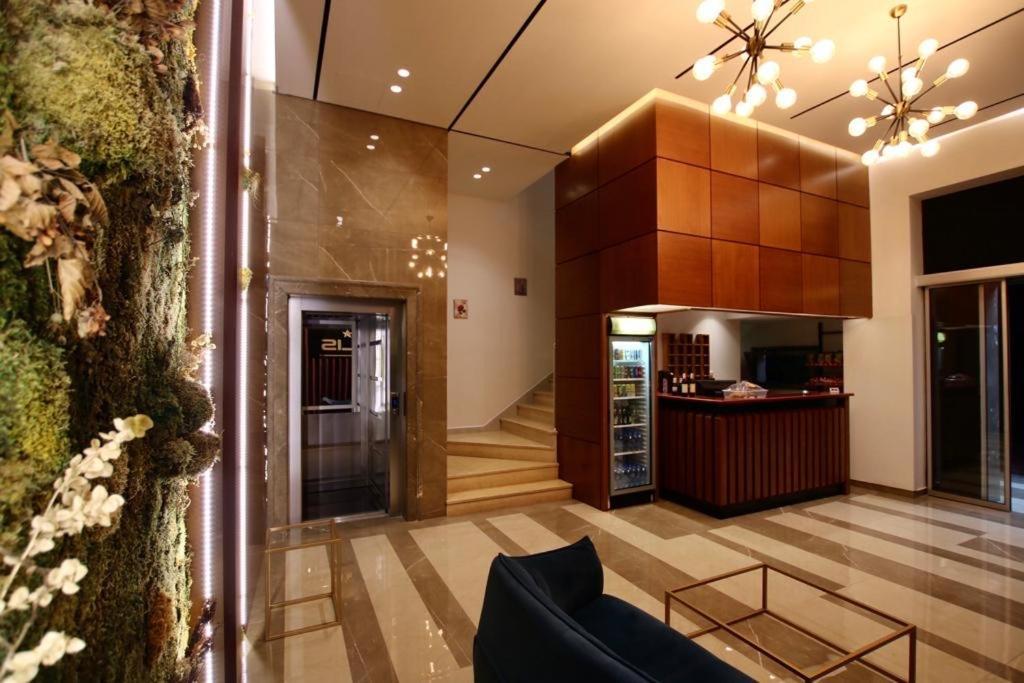 Aurelis Hotel Bërxull