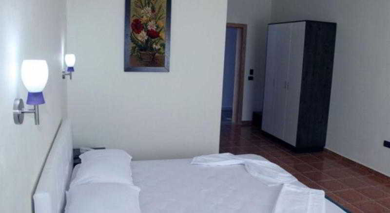 Aurelis Hotel 4*